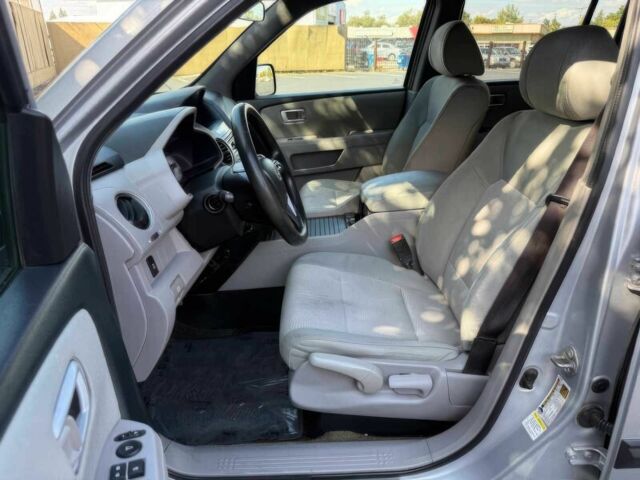 Сірий Хонда Пілот, об'ємом двигуна 3.5 л та пробігом 73 тис. км за 2600 $, фото 6 на Automoto.ua