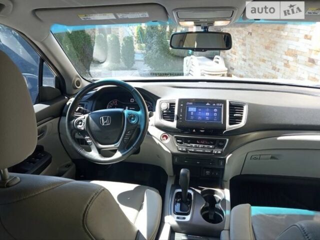 Серый Хонда Пилот, объемом двигателя 3.5 л и пробегом 90 тыс. км за 16900 $, фото 4 на Automoto.ua