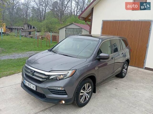 Сірий Хонда Пілот, об'ємом двигуна 3.47 л та пробігом 104 тис. км за 18400 $, фото 1 на Automoto.ua