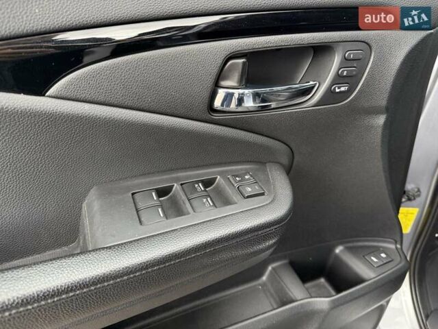 Серый Хонда Пилот, объемом двигателя 3 л и пробегом 125 тыс. км за 23500 $, фото 41 на Automoto.ua