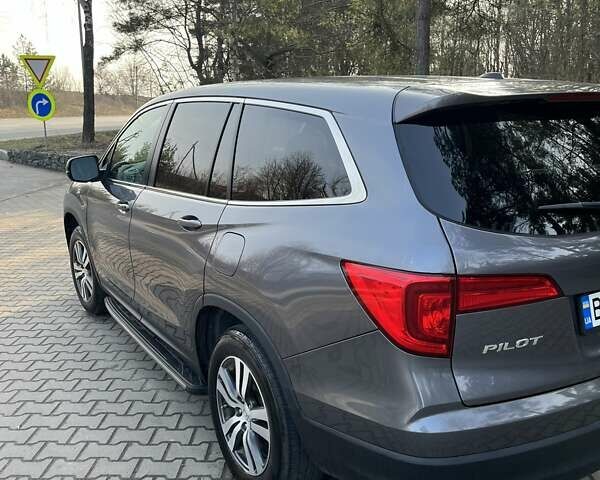 Серый Хонда Пилот, объемом двигателя 3.47 л и пробегом 184 тыс. км за 18500 $, фото 6 на Automoto.ua