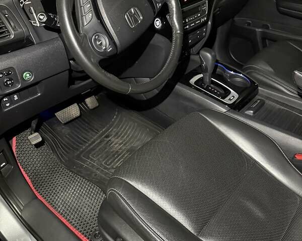 Серый Хонда Пилот, объемом двигателя 3 л и пробегом 125 тыс. км за 23000 $, фото 17 на Automoto.ua