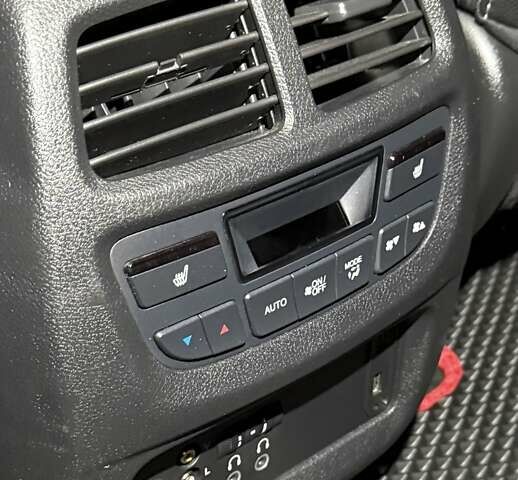 Серый Хонда Пилот, объемом двигателя 3 л и пробегом 125 тыс. км за 23000 $, фото 26 на Automoto.ua