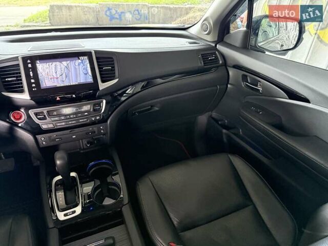 Серый Хонда Пилот, объемом двигателя 3 л и пробегом 125 тыс. км за 23500 $, фото 23 на Automoto.ua