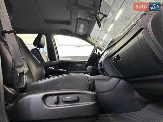 Сірий Хонда Пілот, об'ємом двигуна 3.5 л та пробігом 69 тис. км за 24500 $, фото 29 на Automoto.ua