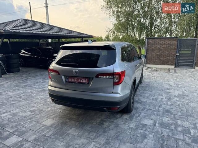 Серый Хонда Пилот, объемом двигателя 3.47 л и пробегом 134 тыс. км за 16800 $, фото 6 на Automoto.ua