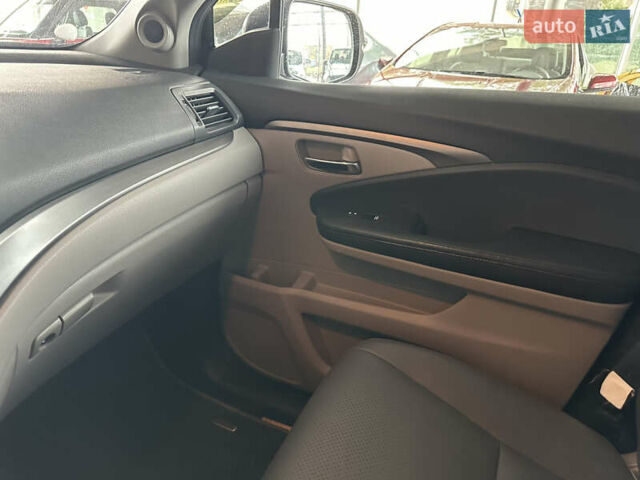 Серый Хонда Пилот, объемом двигателя 3.47 л и пробегом 77 тыс. км за 24950 $, фото 20 на Automoto.ua