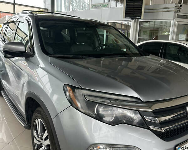 Серый Хонда Пилот, объемом двигателя 3.47 л и пробегом 77 тыс. км за 24950 $, фото 3 на Automoto.ua