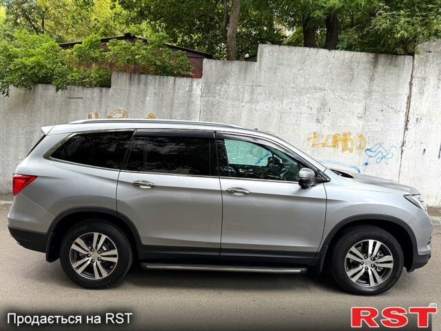 Хонда Пилот 2018 в Киеве на Automoto.ua Серый Хонда Пилот, объемом двигателя 3 л и пробегом 125 тыс. км за 22800 $, фото 4 на Automoto.ua