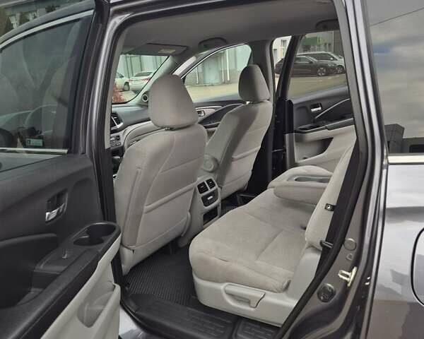 Хонда Пилот 2018 в Киеве на Automoto.ua Серый Хонда Пилот, объемом двигателя 3.47 л и пробегом 86 тыс. км за 21500 $, фото 22 на Automoto.ua