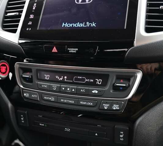 Серый Хонда Пилот, объемом двигателя 3.47 л и пробегом 81 тыс. км за 25000 $, фото 12 на Automoto.ua