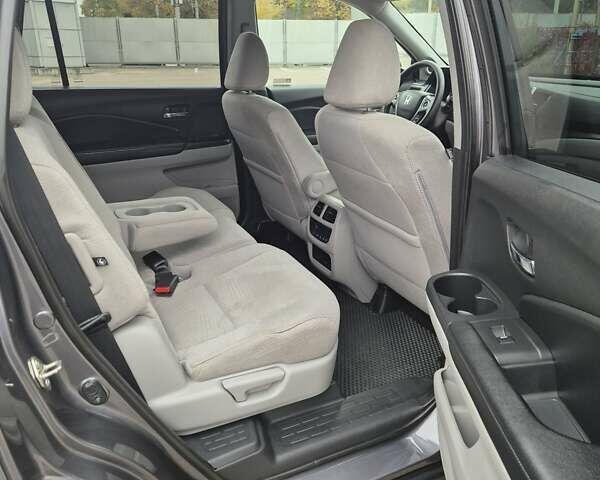 Хонда Пилот 2018 в Киеве на Automoto.ua Серый Хонда Пилот, объемом двигателя 3.47 л и пробегом 86 тыс. км за 21500 $, фото 13 на Automoto.ua