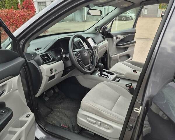 Хонда Пилот 2018 в Киеве на Automoto.ua Серый Хонда Пилот, объемом двигателя 3.47 л и пробегом 86 тыс. км за 21500 $, фото 19 на Automoto.ua