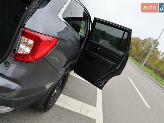 Серый Хонда Пилот, объемом двигателя 3.47 л и пробегом 81 тыс. км за 25000 $, фото 15 на Automoto.ua