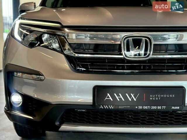 Хонда Пілот 2018 у Львові на Automoto.ua Сірий Хонда Пілот, об'ємом двигуна 3 л та пробігом 147 тис. км за 23900 $, фото 2 на Automoto.ua