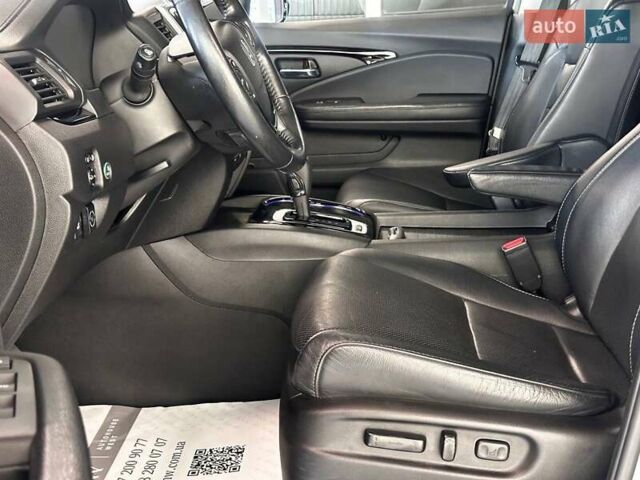 Хонда Пілот 2018 у Львові на Automoto.ua Сірий Хонда Пілот, об'ємом двигуна 3 л та пробігом 147 тис. км за 23900 $, фото 15 на Automoto.ua
