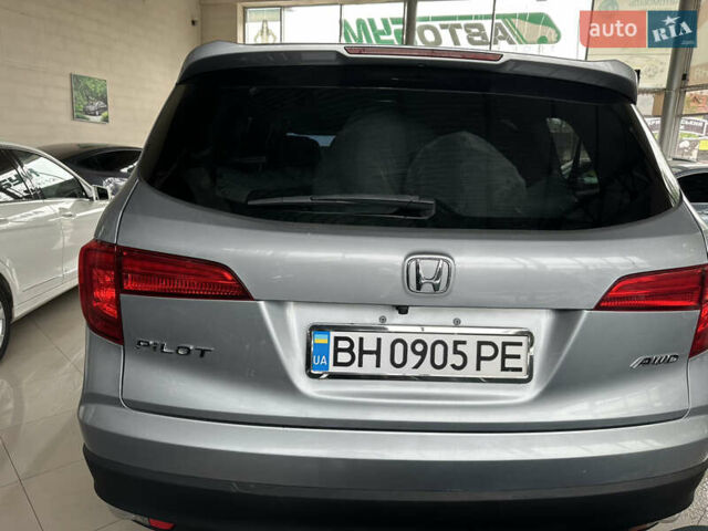 Серый Хонда Пилот, объемом двигателя 3.47 л и пробегом 77 тыс. км за 24950 $, фото 6 на Automoto.ua