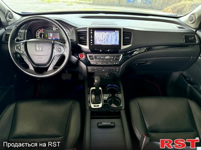 Серый Хонда Пилот, объемом двигателя 3 л и пробегом 125 тыс. км за 22800 $, фото 4 на Automoto.ua