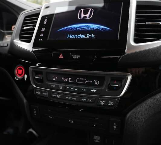 Серый Хонда Пилот, объемом двигателя 3.47 л и пробегом 81 тыс. км за 25000 $, фото 9 на Automoto.ua