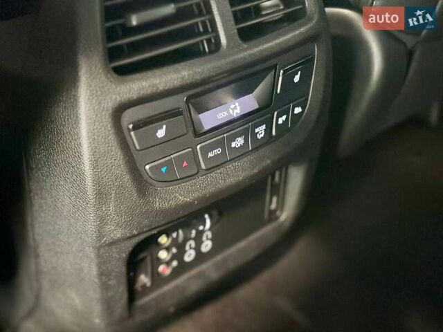 Хонда Пілот 2018 у Львові на Automoto.ua Сірий Хонда Пілот, об'ємом двигуна 3 л та пробігом 147 тис. км за 23900 $, фото 27 на Automoto.ua