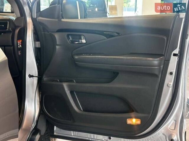 Серый Хонда Пилот, объемом двигателя 3 л и пробегом 147 тыс. км за 23900 $, фото 30 на Automoto.ua