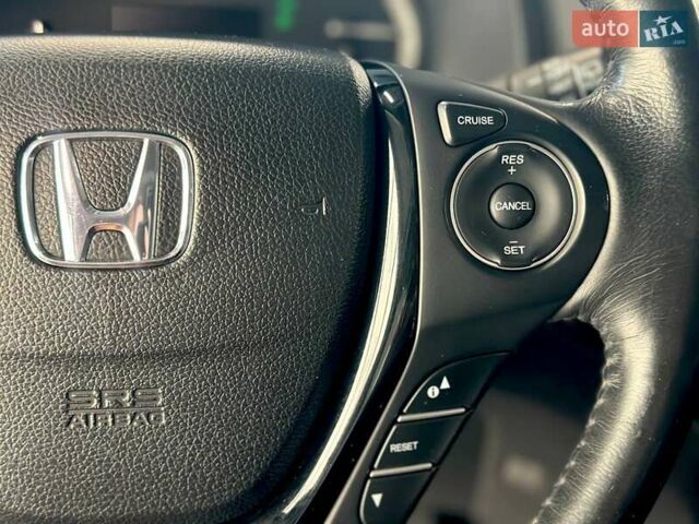 Хонда Пілот 2018 у Львові на Automoto.ua Сірий Хонда Пілот, об'ємом двигуна 3 л та пробігом 147 тис. км за 23900 $, фото 19 на Automoto.ua