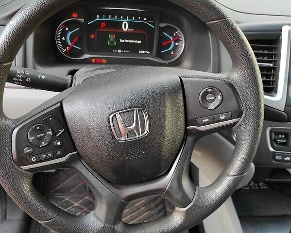 Серый Хонда Пилот, объемом двигателя 3.5 л и пробегом 155 тыс. км за 20000 $, фото 20 на Automoto.ua