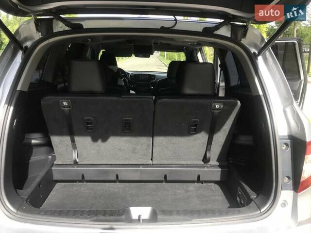 Серый Хонда Пилот, объемом двигателя 3.47 л и пробегом 91 тыс. км за 28000 $, фото 27 на Automoto.ua