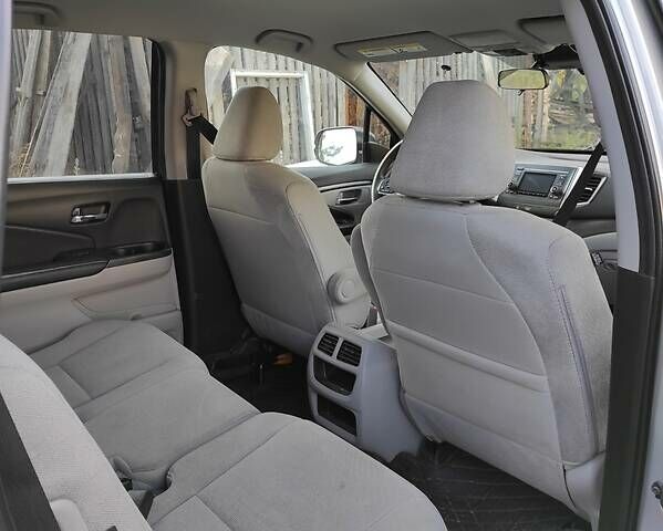 Серый Хонда Пилот, объемом двигателя 3.5 л и пробегом 155 тыс. км за 20000 $, фото 5 на Automoto.ua