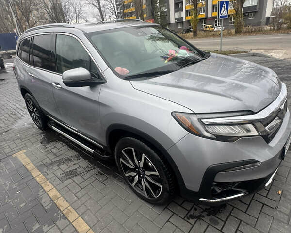 Серый Хонда Пилот, объемом двигателя 3.47 л и пробегом 135 тыс. км за 24000 $, фото 5 на Automoto.ua