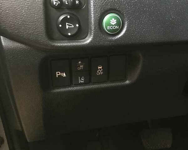 Серый Хонда Пилот, объемом двигателя 3.47 л и пробегом 91 тыс. км за 28000 $, фото 38 на Automoto.ua