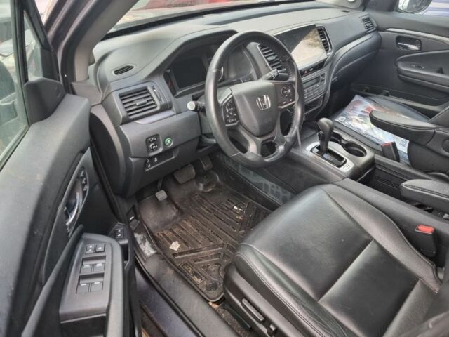 Серый Хонда Пилот, объемом двигателя 3.5 л и пробегом 102 тыс. км за 19500 $, фото 2 на Automoto.ua