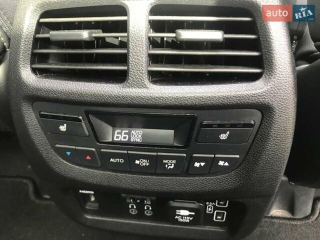 Серый Хонда Пилот, объемом двигателя 3.47 л и пробегом 91 тыс. км за 28000 $, фото 32 на Automoto.ua