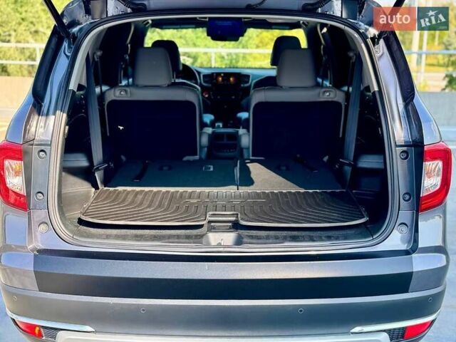 Серый Хонда Пилот, объемом двигателя 3.47 л и пробегом 154 тыс. км за 27700 $, фото 16 на Automoto.ua