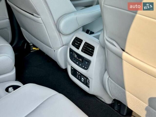 Серый Хонда Пилот, объемом двигателя 3.47 л и пробегом 154 тыс. км за 27700 $, фото 18 на Automoto.ua