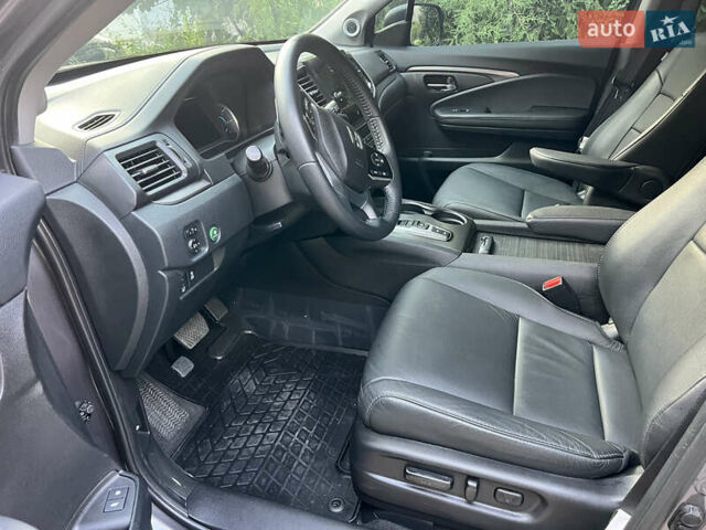Серый Хонда Пилот, объемом двигателя 3.5 л и пробегом 35 тыс. км за 27300 $, фото 18 на Automoto.ua