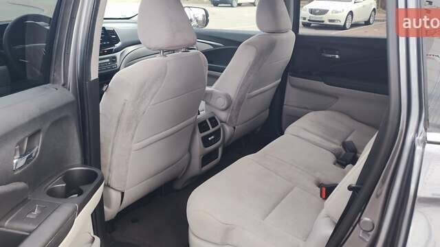 Серый Хонда Пилот, объемом двигателя 3.47 л и пробегом 30 тыс. км за 27700 $, фото 22 на Automoto.ua