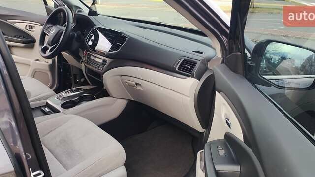 Серый Хонда Пилот, объемом двигателя 3.47 л и пробегом 30 тыс. км за 27700 $, фото 33 на Automoto.ua