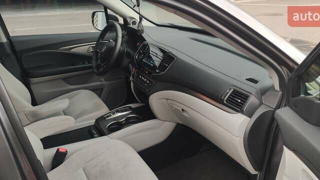 Серый Хонда Пилот, объемом двигателя 3.47 л и пробегом 30 тыс. км за 27700 $, фото 31 на Automoto.ua