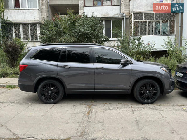 Серый Хонда Пилот, объемом двигателя 3.5 л и пробегом 35 тыс. км за 27300 $, фото 2 на Automoto.ua