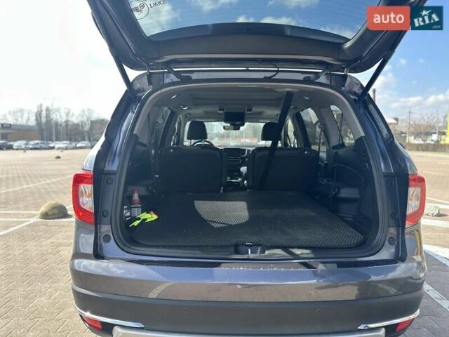 Серый Хонда Пилот, объемом двигателя 3.47 л и пробегом 21 тыс. км за 30000 $, фото 8 на Automoto.ua