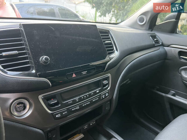 Серый Хонда Пилот, объемом двигателя 3.5 л и пробегом 35 тыс. км за 27300 $, фото 33 на Automoto.ua
