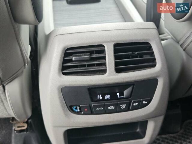 Синій Хонда Пілот, об'ємом двигуна 3.47 л та пробігом 127 тис. км за 22200 $, фото 16 на Automoto.ua