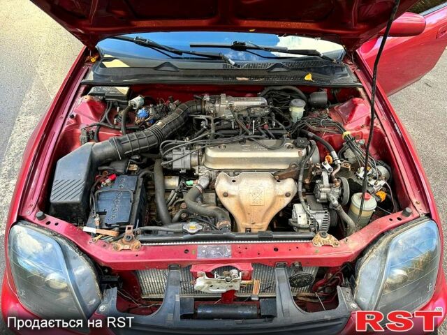 Красный Хонда Прелюд, объемом двигателя 2.2 л и пробегом 230 тыс. км за 5500 $, фото 8 на Automoto.ua