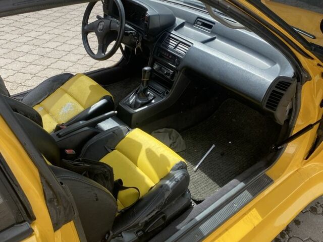 Хонда Прелюд 1988 в Черновцах на Automoto.ua Желтый Хонда Прелюд, объемом двигателя 2 л и пробегом 10 тыс. км за 4000 $, фото 5 на Automoto.ua