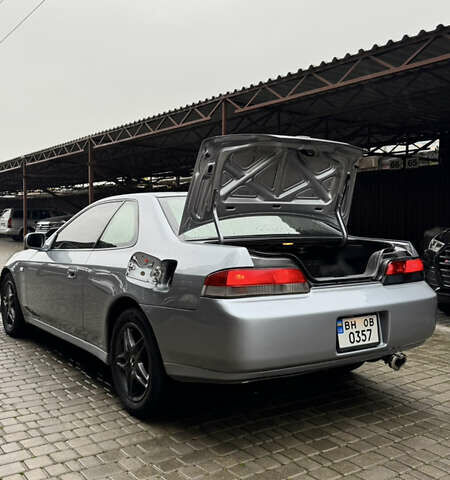 Серый Хонда Прелюд, объемом двигателя 2.16 л и пробегом 370 тыс. км за 4999 $, фото 9 на Automoto.ua