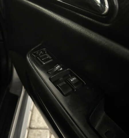 Серый Хонда Прелюд, объемом двигателя 2.16 л и пробегом 370 тыс. км за 4999 $, фото 25 на Automoto.ua