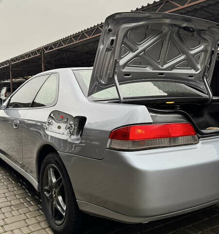 Серый Хонда Прелюд, объемом двигателя 2.16 л и пробегом 370 тыс. км за 4999 $, фото 10 на Automoto.ua