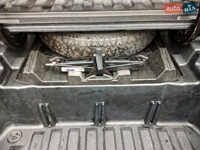 Білий Хонда Ріджлайн, об'ємом двигуна 3.5 л та пробігом 80 тис. км за 25500 $, фото 11 на Automoto.ua