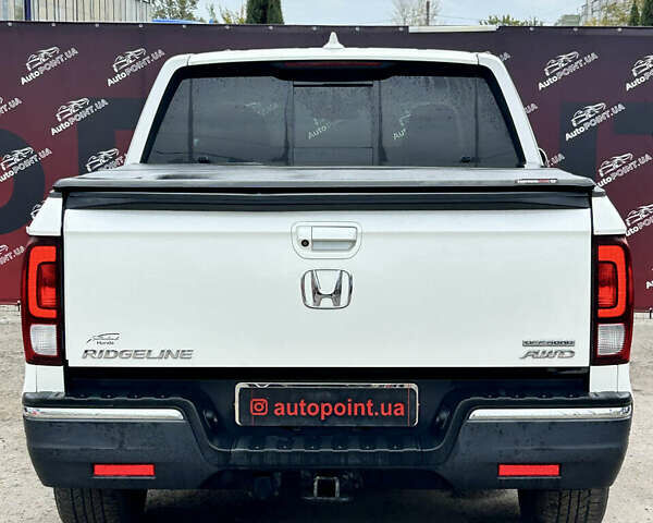 Белый Хонда Риджлайн, объемом двигателя 3.47 л и пробегом 87 тыс. км за 21900 $, фото 11 на Automoto.ua